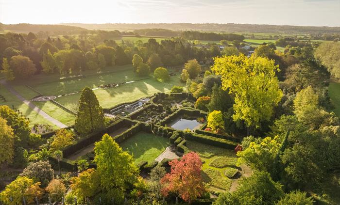 Autumn walks at Dyffryn Gardens